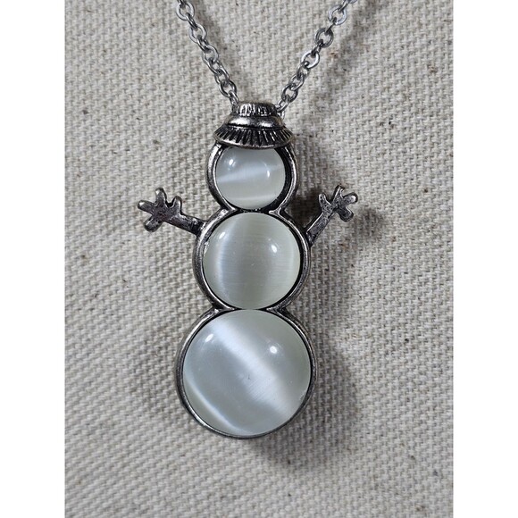 Unbranded Jewelry - Vintage Silver White Moonglow Lucite SNOWMAN Pendant Necklace Brooch
